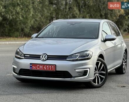 Серый Фольксваген e-Golf, объемом двигателя 0 л и пробегом 100 тыс. км за 12300 $, фото 7 на Automoto.ua