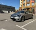 Серый Фольксваген e-Golf, объемом двигателя 0 л и пробегом 140 тыс. км за 13999 $, фото 6 на Automoto.ua