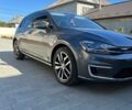 Серый Фольксваген e-Golf, объемом двигателя 0 л и пробегом 120 тыс. км за 15300 $, фото 1 на Automoto.ua