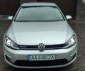 Серый Фольксваген e-Golf, объемом двигателя 0 л и пробегом 145 тыс. км за 12700 $, фото 13 на Automoto.ua