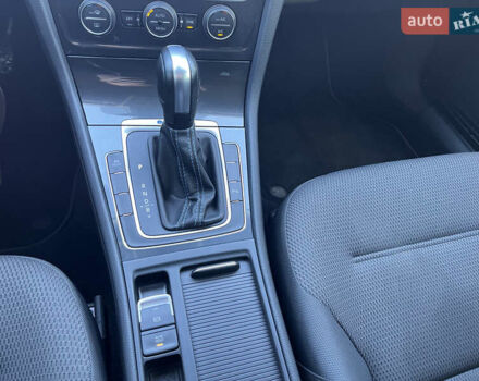 Сірий Фольксваген e-Golf, об'ємом двигуна 0 л та пробігом 39 тис. км за 17200 $, фото 10 на Automoto.ua