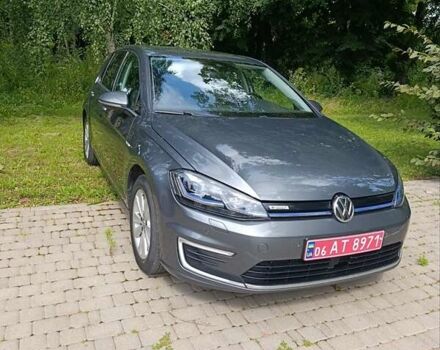 Серый Фольксваген e-Golf, объемом двигателя 0 л и пробегом 114 тыс. км за 15300 $, фото 4 на Automoto.ua