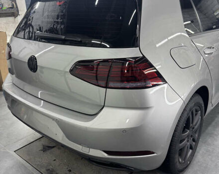 Серый Фольксваген e-Golf, объемом двигателя 0 л и пробегом 87 тыс. км за 14999 $, фото 8 на Automoto.ua