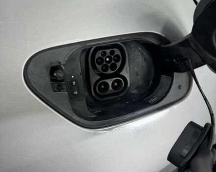 Серый Фольксваген e-Golf, объемом двигателя 0 л и пробегом 87 тыс. км за 14999 $, фото 15 на Automoto.ua