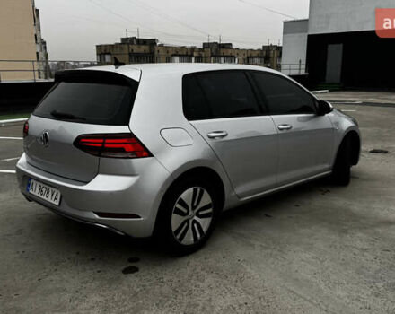 Серый Фольксваген e-Golf, объемом двигателя 0 л и пробегом 42 тыс. км за 14700 $, фото 3 на Automoto.ua