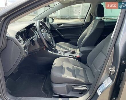 Сірий Фольксваген e-Golf, об'ємом двигуна 0 л та пробігом 123 тис. км за 12900 $, фото 15 на Automoto.ua