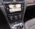 Серый Фольксваген e-Golf, объемом двигателя 0 л и пробегом 96 тыс. км за 11900 $, фото 12 на Automoto.ua