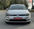 Серый Фольксваген e-Golf, объемом двигателя 0 л и пробегом 100 тыс. км за 12300 $, фото 20 на Automoto.ua