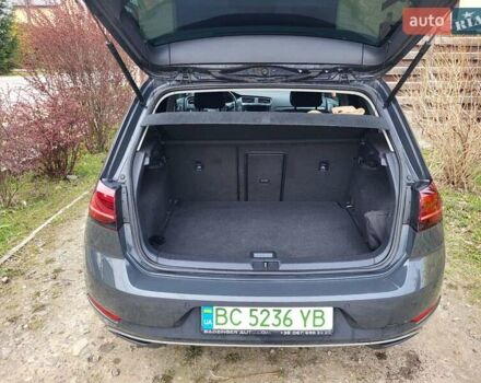 Серый Фольксваген e-Golf, объемом двигателя 0 л и пробегом 84 тыс. км за 14500 $, фото 2 на Automoto.ua