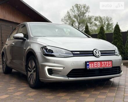 Сірий Фольксваген e-Golf, об'ємом двигуна 0 л та пробігом 92 тис. км за 12999 $, фото 2 на Automoto.ua