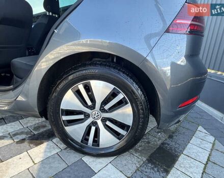Сірий Фольксваген e-Golf, об'ємом двигуна 0 л та пробігом 39 тис. км за 17200 $, фото 17 на Automoto.ua