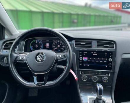 Сірий Фольксваген e-Golf, об'ємом двигуна 0 л та пробігом 123 тис. км за 12900 $, фото 32 на Automoto.ua