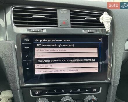 Серый Фольксваген e-Golf, объемом двигателя 0 л и пробегом 84 тыс. км за 15600 $, фото 52 на Automoto.ua