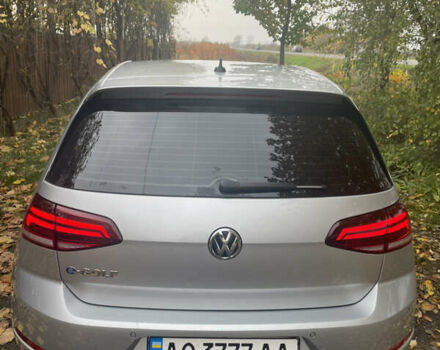 Серый Фольксваген e-Golf, объемом двигателя 0 л и пробегом 31 тыс. км за 25000 $, фото 4 на Automoto.ua