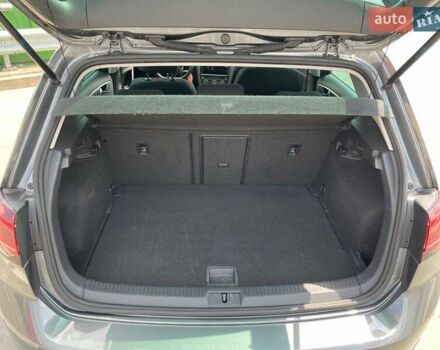 Сірий Фольксваген e-Golf, об'ємом двигуна 0 л та пробігом 123 тис. км за 12900 $, фото 39 на Automoto.ua