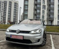 Серый Фольксваген e-Golf, объемом двигателя 0 л и пробегом 91 тыс. км за 15099 $, фото 1 на Automoto.ua