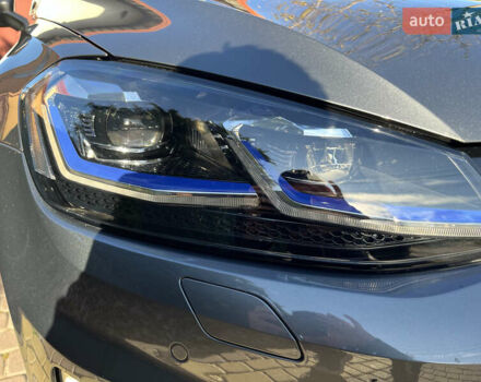 Сірий Фольксваген e-Golf, об'ємом двигуна 0 л та пробігом 39 тис. км за 17200 $, фото 28 на Automoto.ua