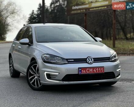Серый Фольксваген e-Golf, объемом двигателя 0 л и пробегом 100 тыс. км за 12300 $, фото 1 на Automoto.ua