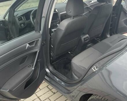 Серый Фольксваген e-Golf, объемом двигателя 0 л и пробегом 84 тыс. км за 15600 $, фото 16 на Automoto.ua