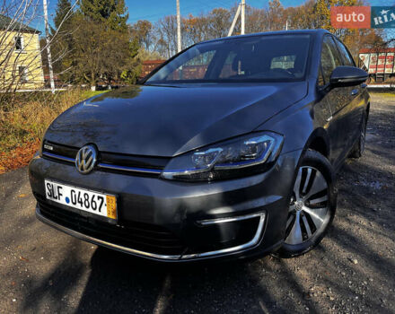 Серый Фольксваген e-Golf, объемом двигателя 0 л и пробегом 127 тыс. км за 11950 $, фото 2 на Automoto.ua