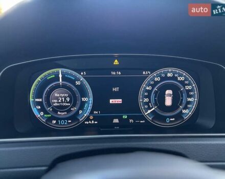 Сірий Фольксваген e-Golf, об'ємом двигуна 0 л та пробігом 141 тис. км за 13950 $, фото 18 на Automoto.ua