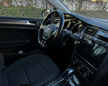 Серый Фольксваген e-Golf, объемом двигателя 0 л и пробегом 63 тыс. км за 14900 $, фото 9 на Automoto.ua