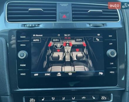 Сірий Фольксваген e-Golf, об'ємом двигуна 0 л та пробігом 141 тис. км за 13950 $, фото 35 на Automoto.ua