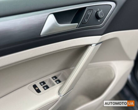 Сірий Фольксваген e-Golf, об'ємом двигуна 35 л та пробігом 109 тис. км за 16999 $, фото 6 на Automoto.ua