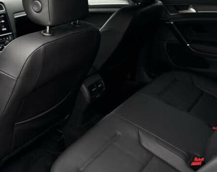 Серый Фольксваген e-Golf, объемом двигателя 0 л и пробегом 42 тыс. км за 14700 $, фото 10 на Automoto.ua