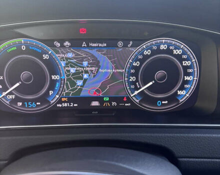 Серый Фольксваген e-Golf, объемом двигателя 0 л и пробегом 93 тыс. км за 15000 $, фото 19 на Automoto.ua