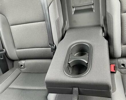 Серый Фольксваген e-Golf, объемом двигателя 0 л и пробегом 84 тыс. км за 15600 $, фото 48 на Automoto.ua