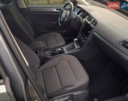 Сірий Фольксваген e-Golf, об'ємом двигуна 0 л та пробігом 97 тис. км за 12800 $, фото 11 на Automoto.ua