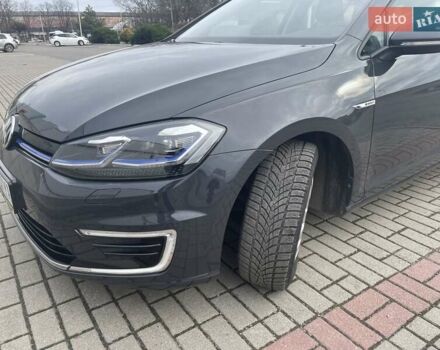 Серый Фольксваген e-Golf, объемом двигателя 0 л и пробегом 84 тыс. км за 15600 $, фото 8 на Automoto.ua