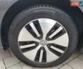Серый Фольксваген e-Golf, объемом двигателя 0 л и пробегом 65 тыс. км за 13950 $, фото 74 на Automoto.ua