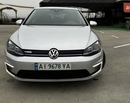 Серый Фольксваген e-Golf, объемом двигателя 0 л и пробегом 42 тыс. км за 14700 $, фото 1 на Automoto.ua