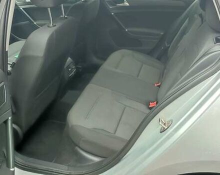 Серый Фольксваген e-Golf, объемом двигателя 0 л и пробегом 145 тыс. км за 12700 $, фото 14 на Automoto.ua