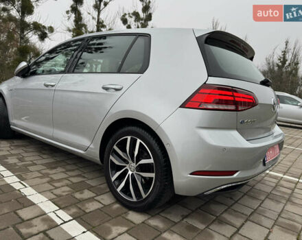 Серый Фольксваген e-Golf, объемом двигателя 0 л и пробегом 91 тыс. км за 15099 $, фото 13 на Automoto.ua