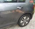 Серый Фольксваген e-Golf, объемом двигателя 0 л и пробегом 65 тыс. км за 13950 $, фото 6 на Automoto.ua
