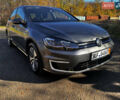Серый Фольксваген e-Golf, объемом двигателя 0 л и пробегом 127 тыс. км за 11950 $, фото 4 на Automoto.ua