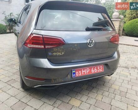 Серый Фольксваген e-Golf, объемом двигателя 0 л и пробегом 65 тыс. км за 13950 $, фото 14 на Automoto.ua