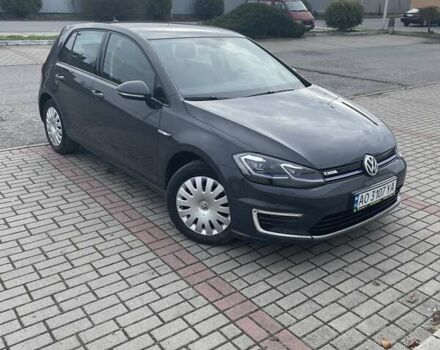 Серый Фольксваген e-Golf, объемом двигателя 0 л и пробегом 84 тыс. км за 15600 $, фото 1 на Automoto.ua