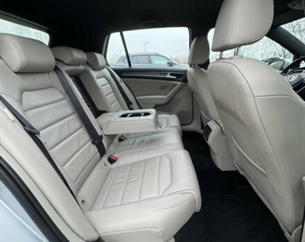 Серый Фольксваген e-Golf, объемом двигателя 0 л и пробегом 91 тыс. км за 15099 $, фото 92 на Automoto.ua