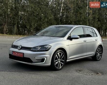 Серый Фольксваген e-Golf, объемом двигателя 0 л и пробегом 100 тыс. км за 12300 $, фото 15 на Automoto.ua