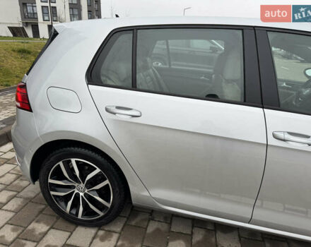 Серый Фольксваген e-Golf, объемом двигателя 0 л и пробегом 91 тыс. км за 15099 $, фото 21 на Automoto.ua