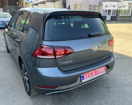 Серый Фольксваген e-Golf, объемом двигателя 0 л и пробегом 61 тыс. км за 15200 $, фото 13 на Automoto.ua