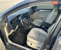 Серый Фольксваген e-Golf, объемом двигателя 0 л и пробегом 72 тыс. км за 14700 $, фото 8 на Automoto.ua
