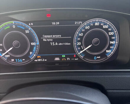 Серый Фольксваген e-Golf, объемом двигателя 0 л и пробегом 93 тыс. км за 15000 $, фото 21 на Automoto.ua
