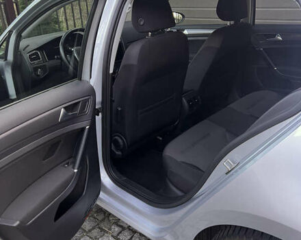 Серый Фольксваген e-Golf, объемом двигателя 0 л и пробегом 51 тыс. км за 14000 $, фото 4 на Automoto.ua