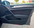 Серый Фольксваген e-Golf, объемом двигателя 0 л и пробегом 162 тыс. км за 12950 $, фото 32 на Automoto.ua
