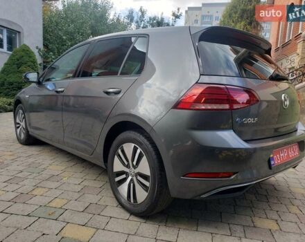 Серый Фольксваген e-Golf, объемом двигателя 0 л и пробегом 65 тыс. км за 13950 $, фото 9 на Automoto.ua